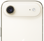 iPhone Air bianco nuvola mostrato da dietro, sistema con fotocamera principale Fusion sul pannello in rilievo nella parte superiore